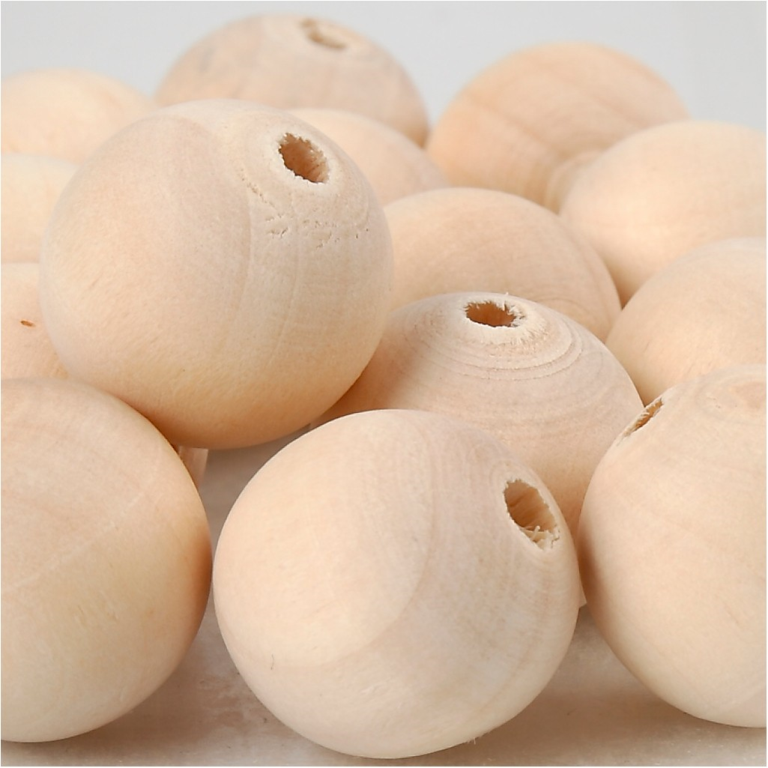 CC Wooden Beads 20mm Natural 14 pieces