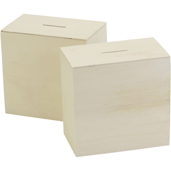 CC Wooden Piggy Bank 10x10x6 cm, Per piece
