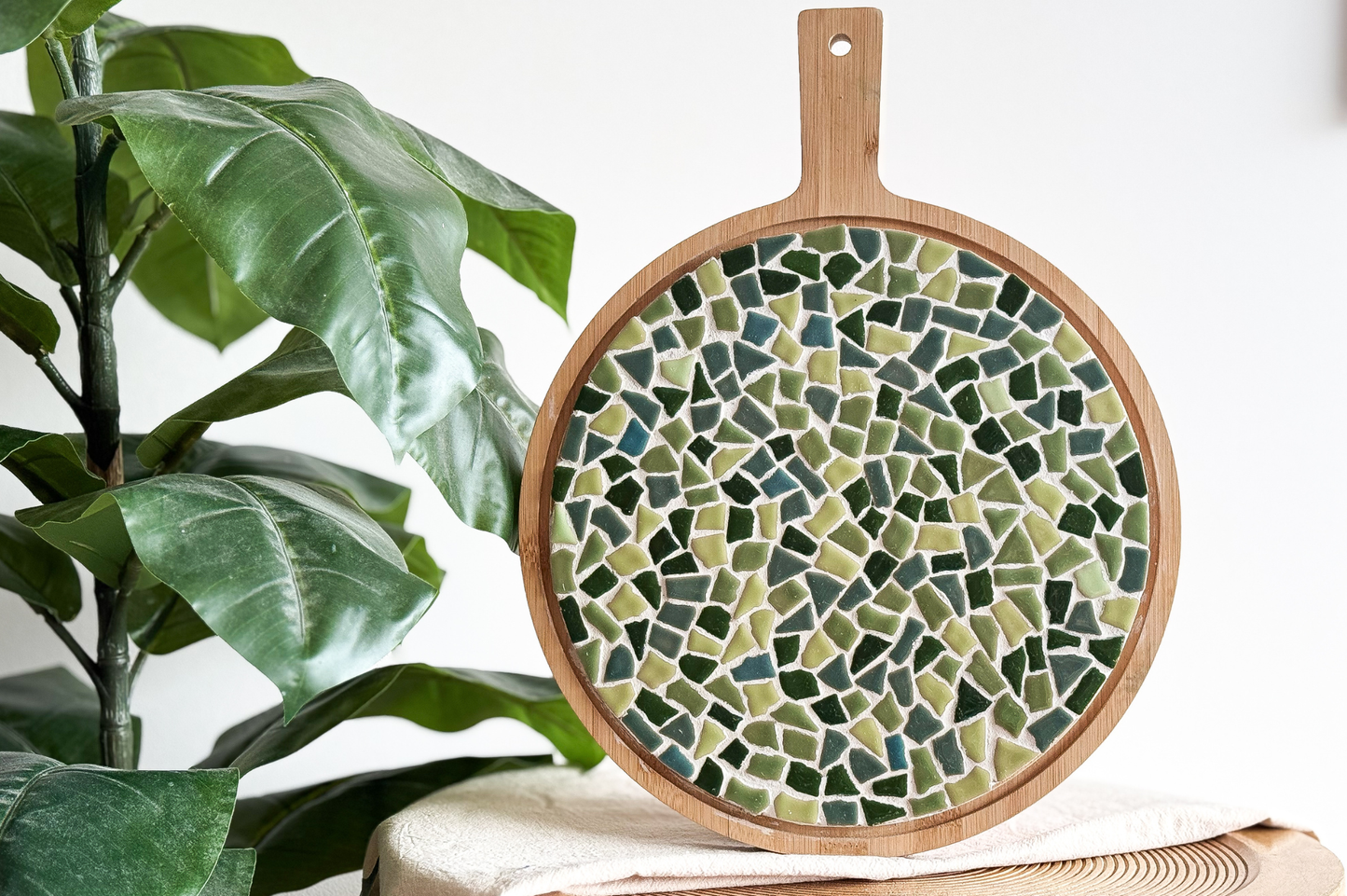 LC DIY Round Drinks Board - Green