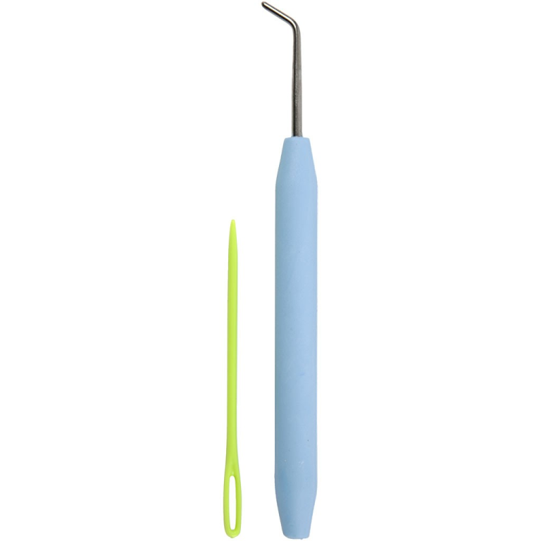 CC Yarn Needle and Hook 2 pieces